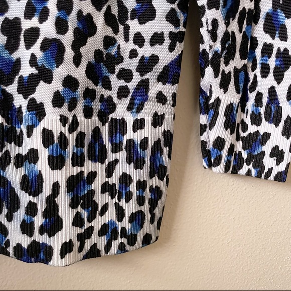 White House Black Market Button Up Leopard Blouse - Picture 11 of 13